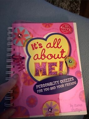 It's All About Me! Pink Personality Quiz Book
